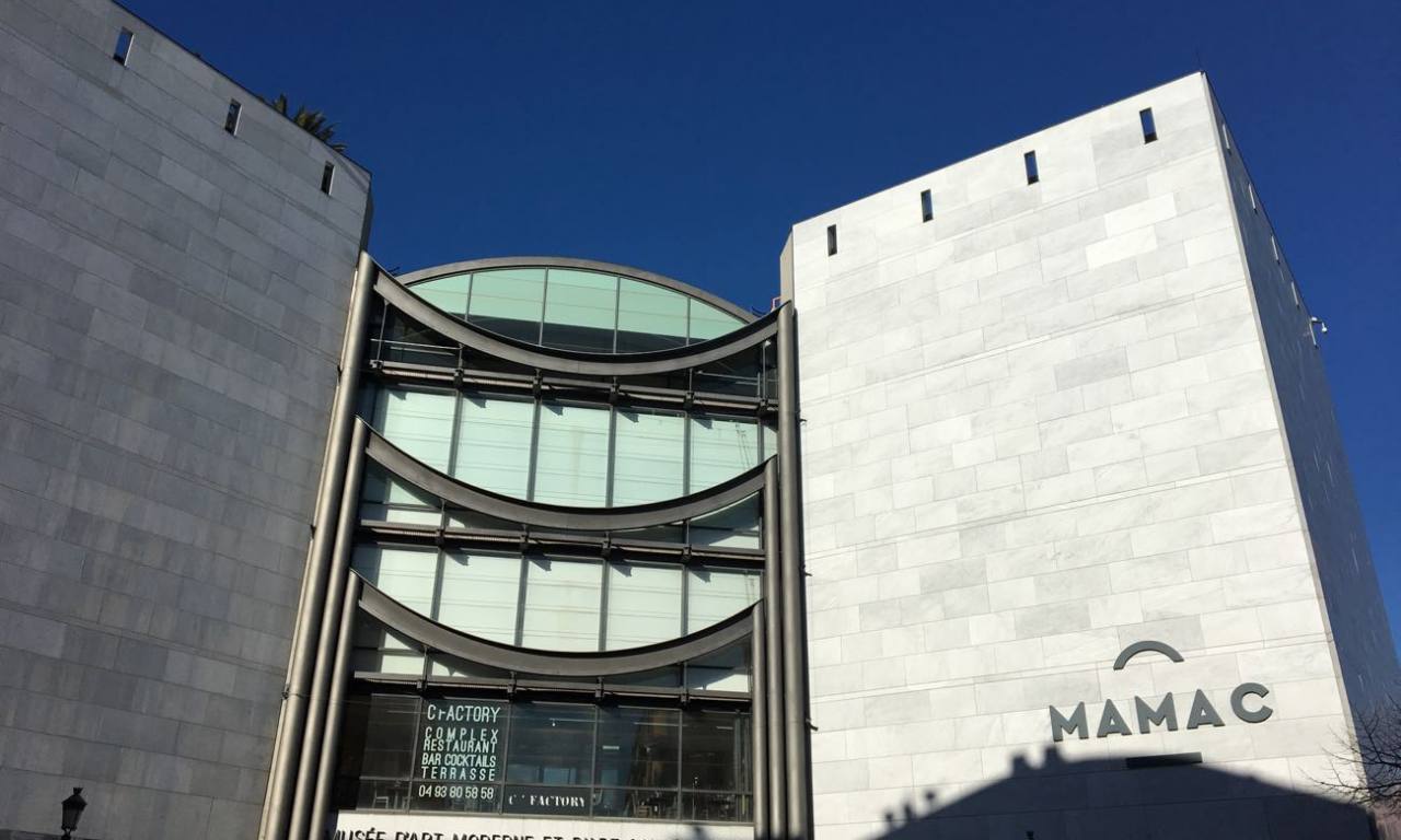 Musée d'art moderne et d'art contemporain de Nice extérieur