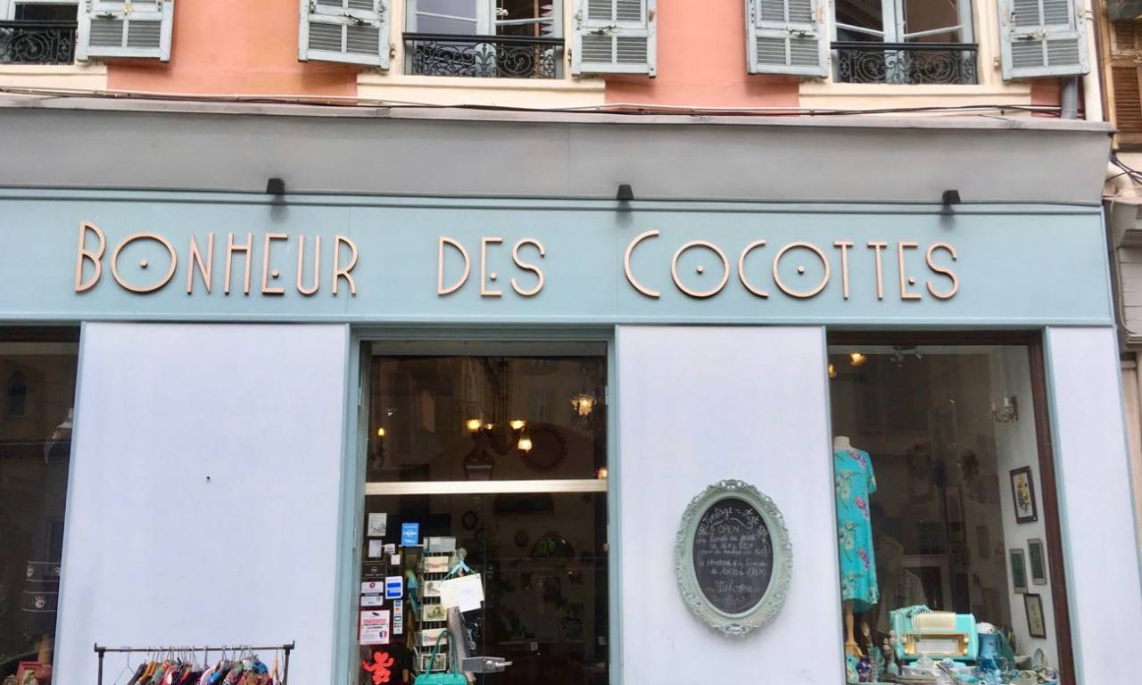 Au bonheur des cocottes, boutique d'articles de mode et déco, rétro et vintage à Nice