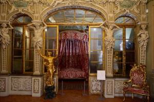 Palais Lascaris, musée baroque dans le Vieux-Nice (chambre)