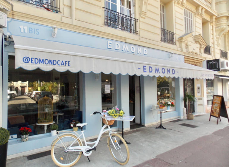 Edmond, cozy eats & coffee in Nice, city guide love spots (frontage)