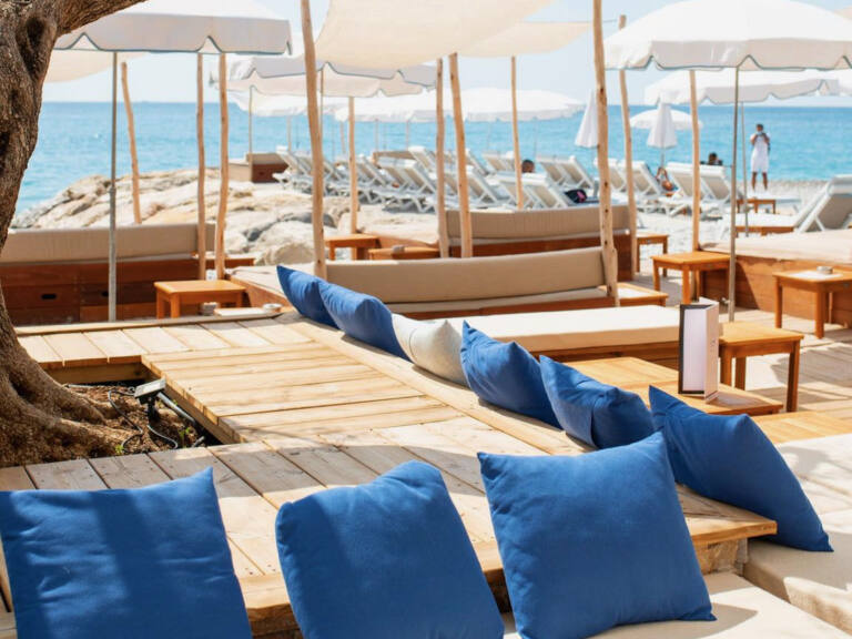 The best beach clubs around Nice - City guide Love Spots