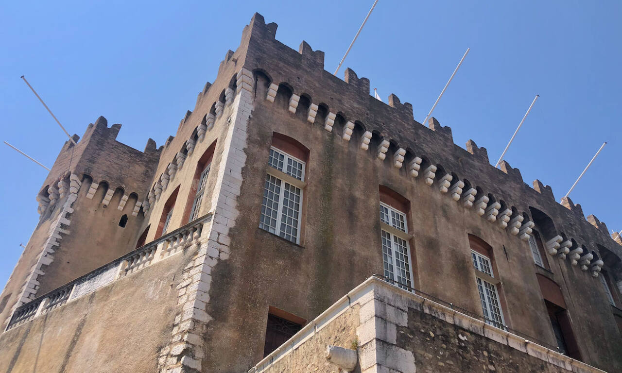 Haut-de-Cagnes, village historique (château)