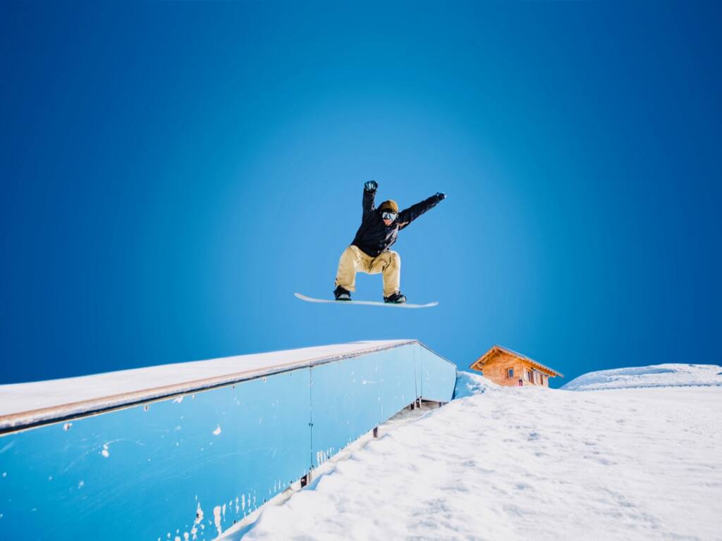 Frédéric Spina, fondateur de EXP snowboards (jump)