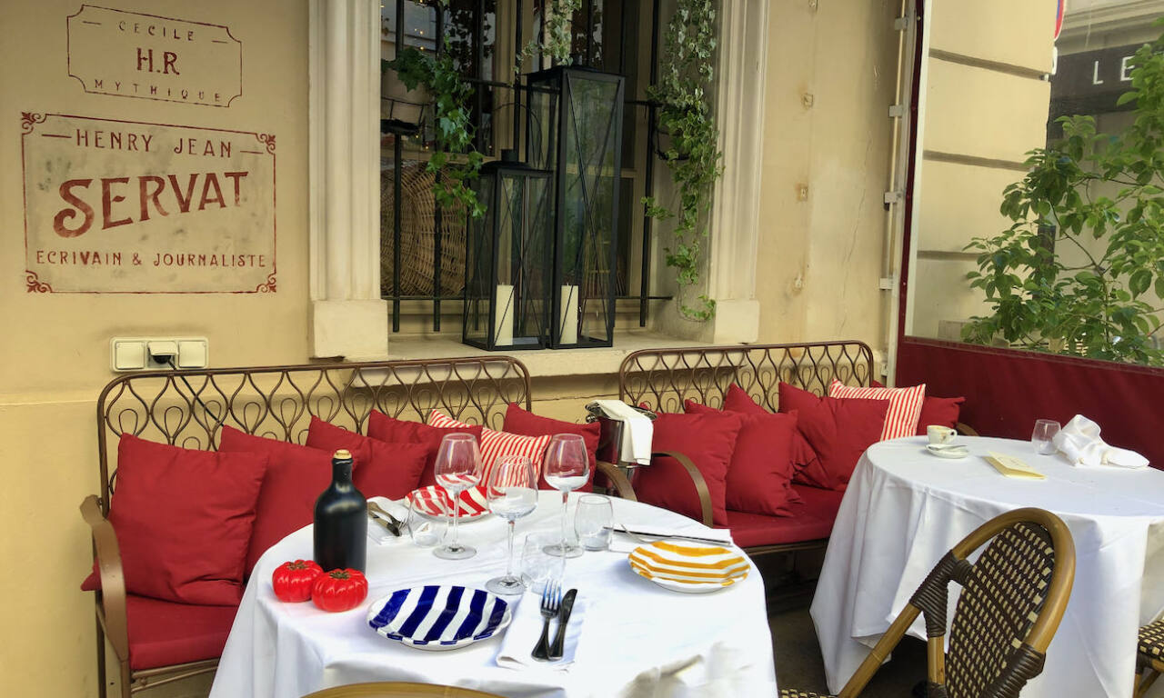 Comptoir de Nicole, restaurant méditerranéen à Nice (tables)