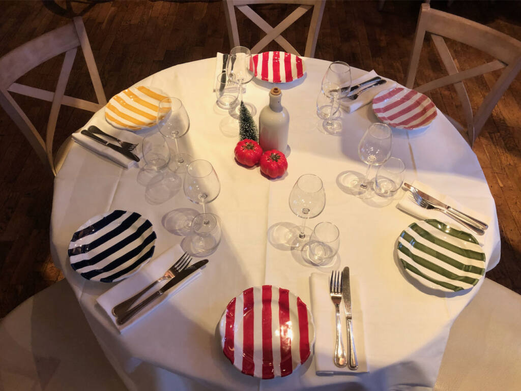 Comptoir de Nicole, Mediterranean restaurant in Nice (striped plates)