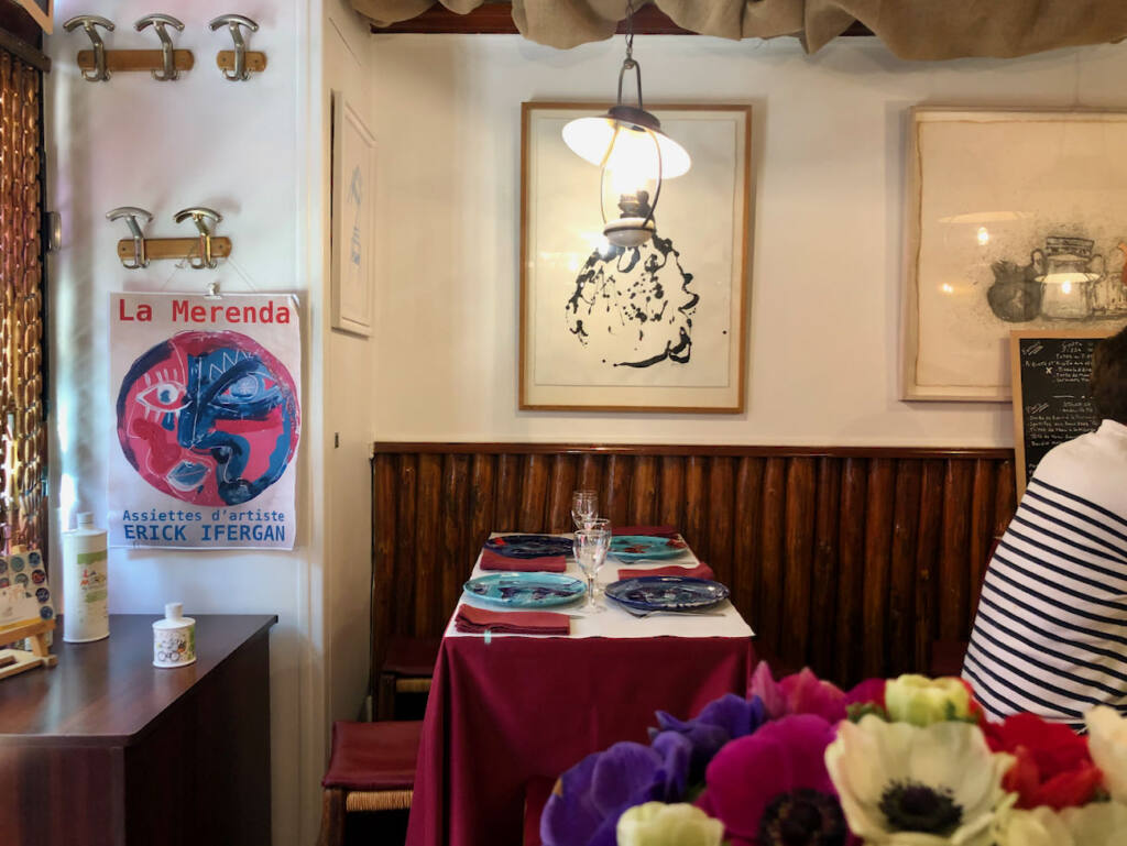 La Merenda, restaurant niçois traditionnel, Vieux-Nice (tables)