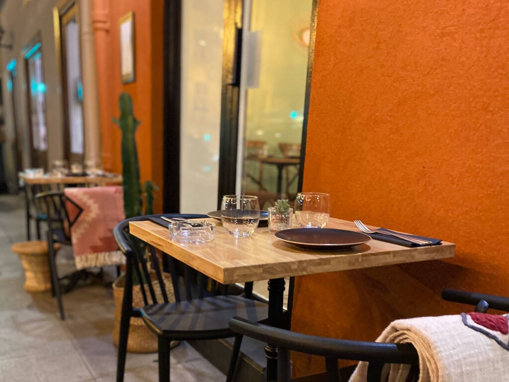 Yose, restaurant péruvien et bar à cocktails, Nice (terrasse)