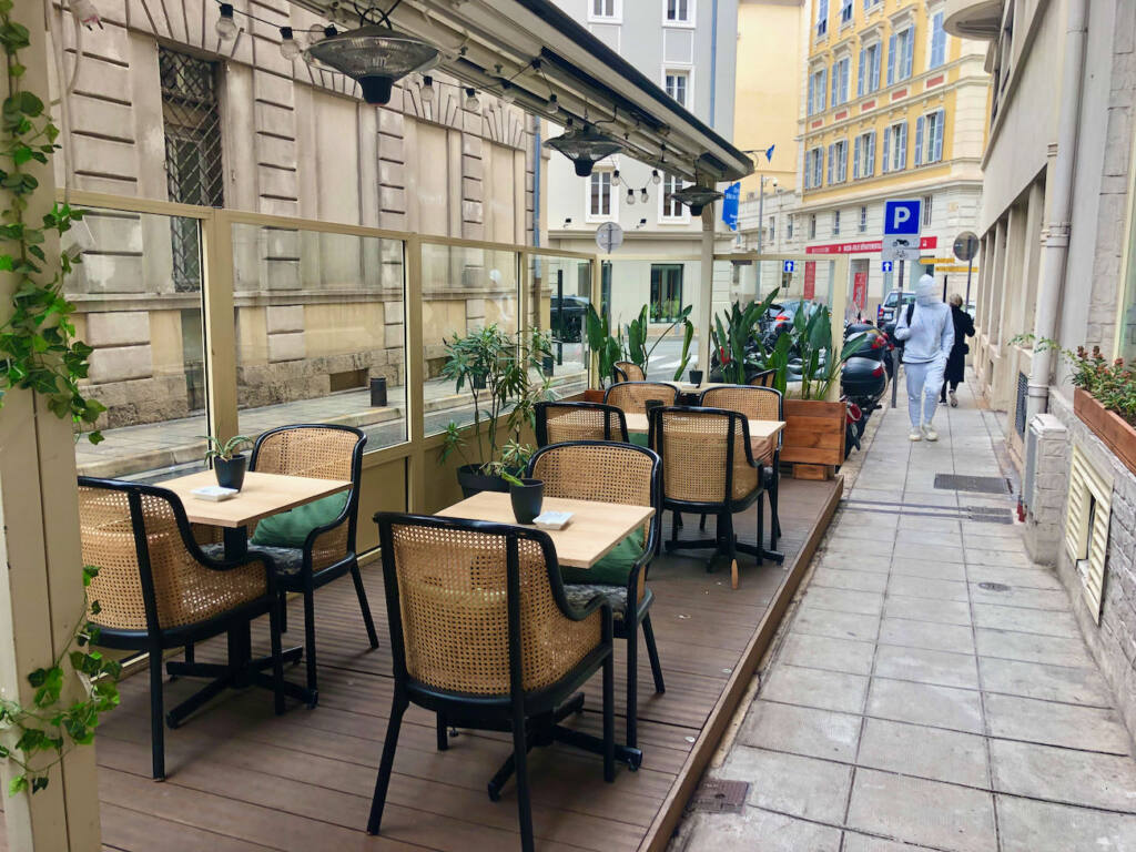 Le Bistrot Gourmand, bistronomic restaurant, city guide love spots Nice (terrace)