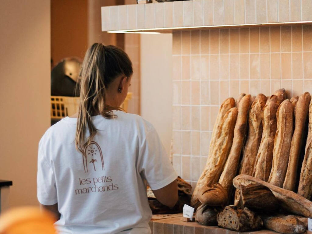 Les Petits Marchands - Delicatessen, Boulangerie & Pâtisserie, and Wine cellar Nice - City Guide Love Spots (bread)