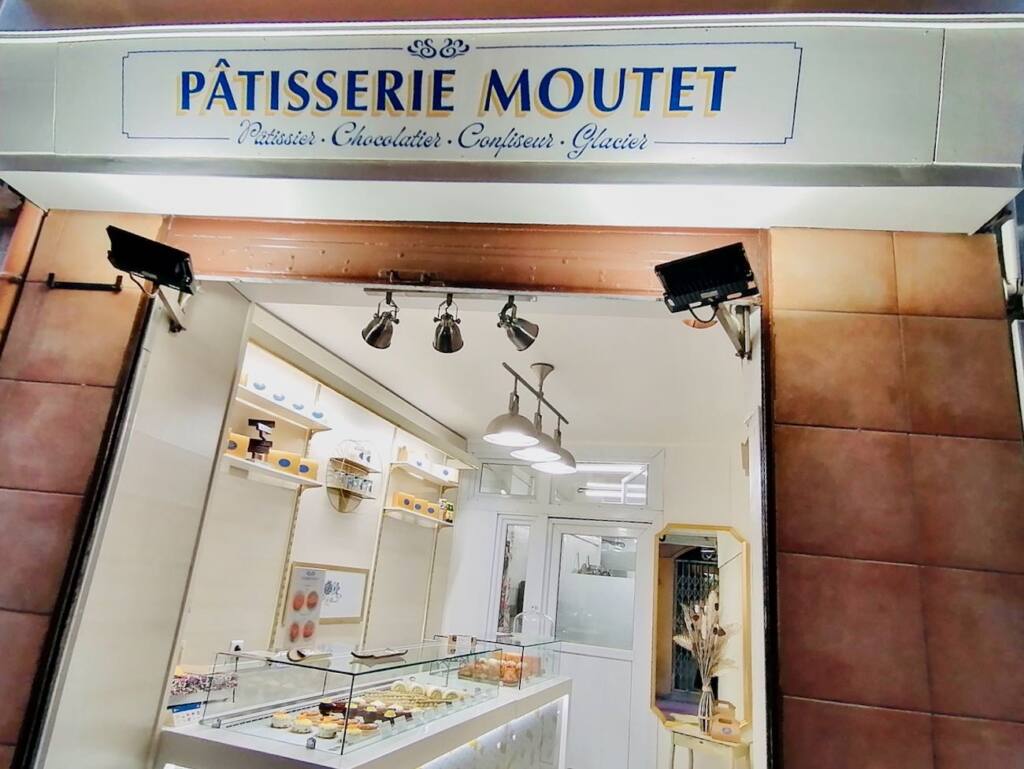 Pâtisserie Moutet, Patisserie, chocolaterie and ice cream in Nice, city guide love spots (frontage)