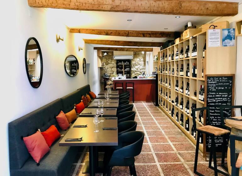 La cave de papa : bar à vins à Nice (Salle intérieure)