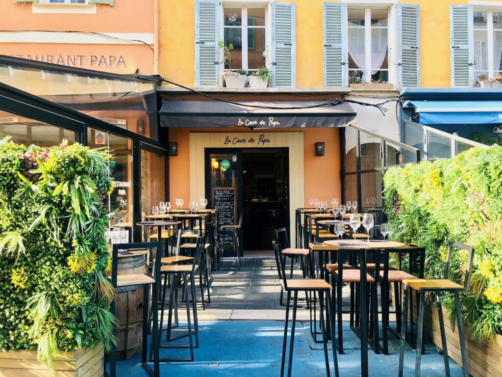 La cave de papa : bar à vins à Nice (terrasse)