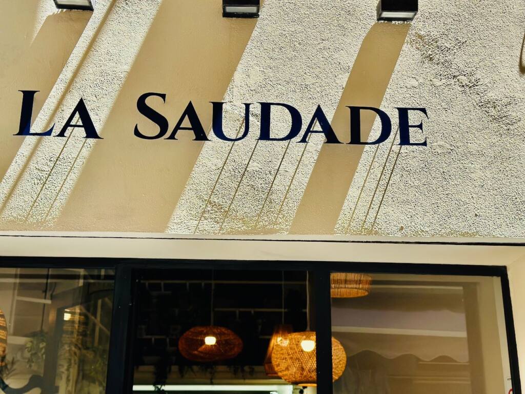 La Saudade - Tea rooms in Old Nice - City Guide Love Spots (exterior)