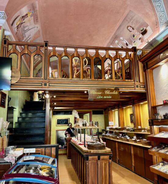 L'Art Gourmand : confiseries, chocolats et salon de thé dans dans le Vieux-Nice (intérieur)
