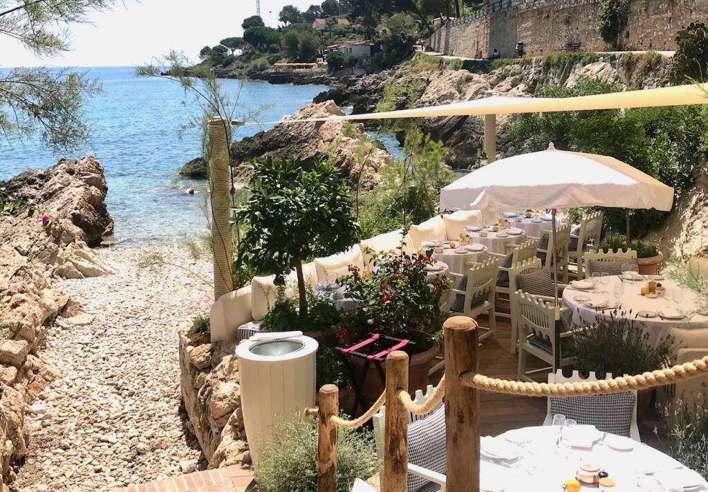Loulou Pirate : restaurant de bord de Mer à Roquebrune Cap-Martin (plage)