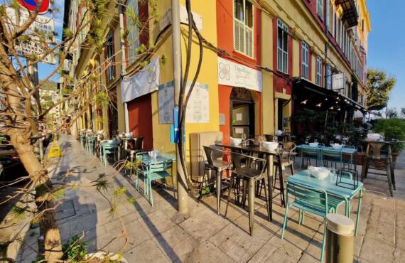 Coquillages Bouchet : restaurant de fruits de mer à Nice (terrasse)