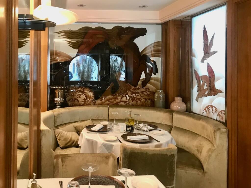 Les Viviers : restaurant et bistrot de poissons à Nice (petit salon)