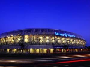 Stade de l'Allianz Riviera à Nice (nuit)