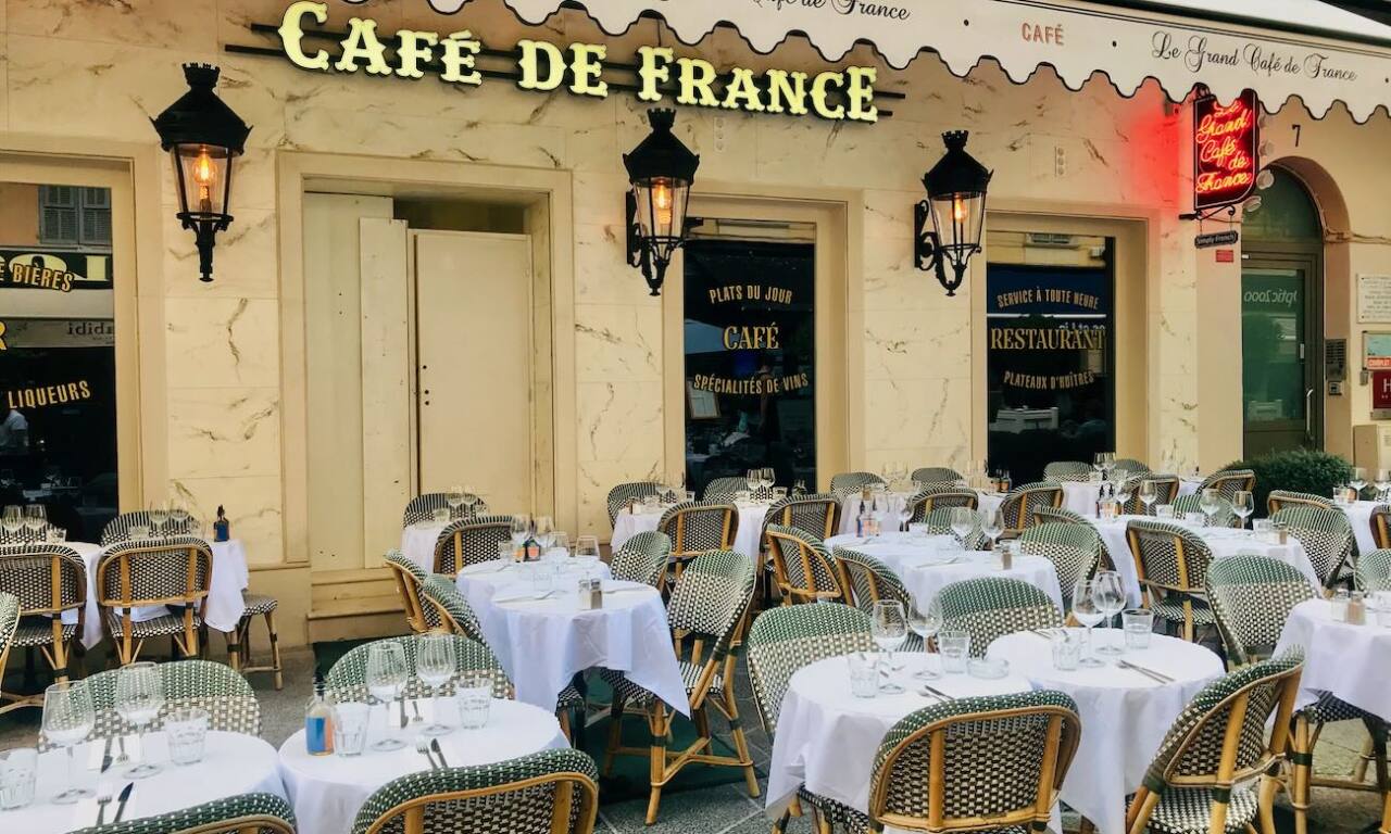 Le Grand Café de France : Brasserie, écailler et salon de thé à Nice (facade)