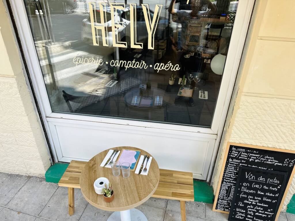 Hely : cantine, épicerie et comptoir apéro à Nice (enseigne)