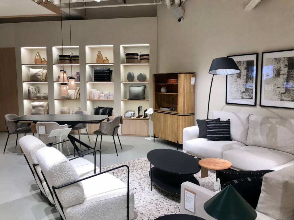 elfbar nachfüll pod läuft aus E'vap Shop, Boutique de Cigarettes Électroniques à Nice | Téléphone,  Adresse, Horaires, Avis main image 0