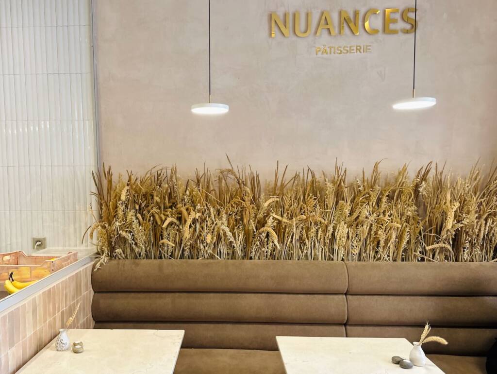 Nuances Pâtisserie - Creative pastries in Nice - City Guide Love Spots (grains)