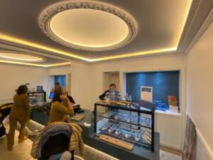 Les Petits Galets - Biscuit shop in Nice - City Guide Love Spots (interior)