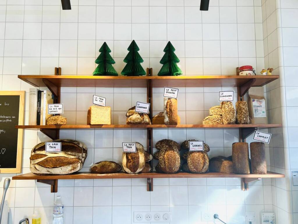 Pompon - Artisanal organic bakery in Nice - City Guide Love Spots (bread)