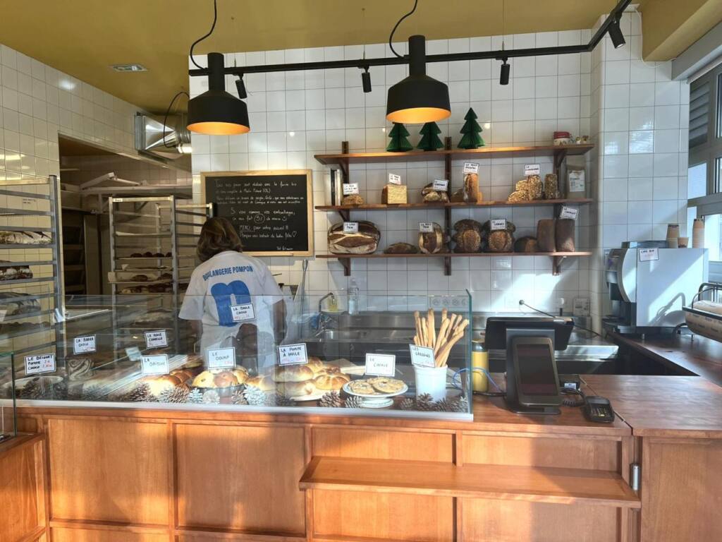 Pompon - Artisanal organic bakery in Nice - City Guide Love Spots (bakery)