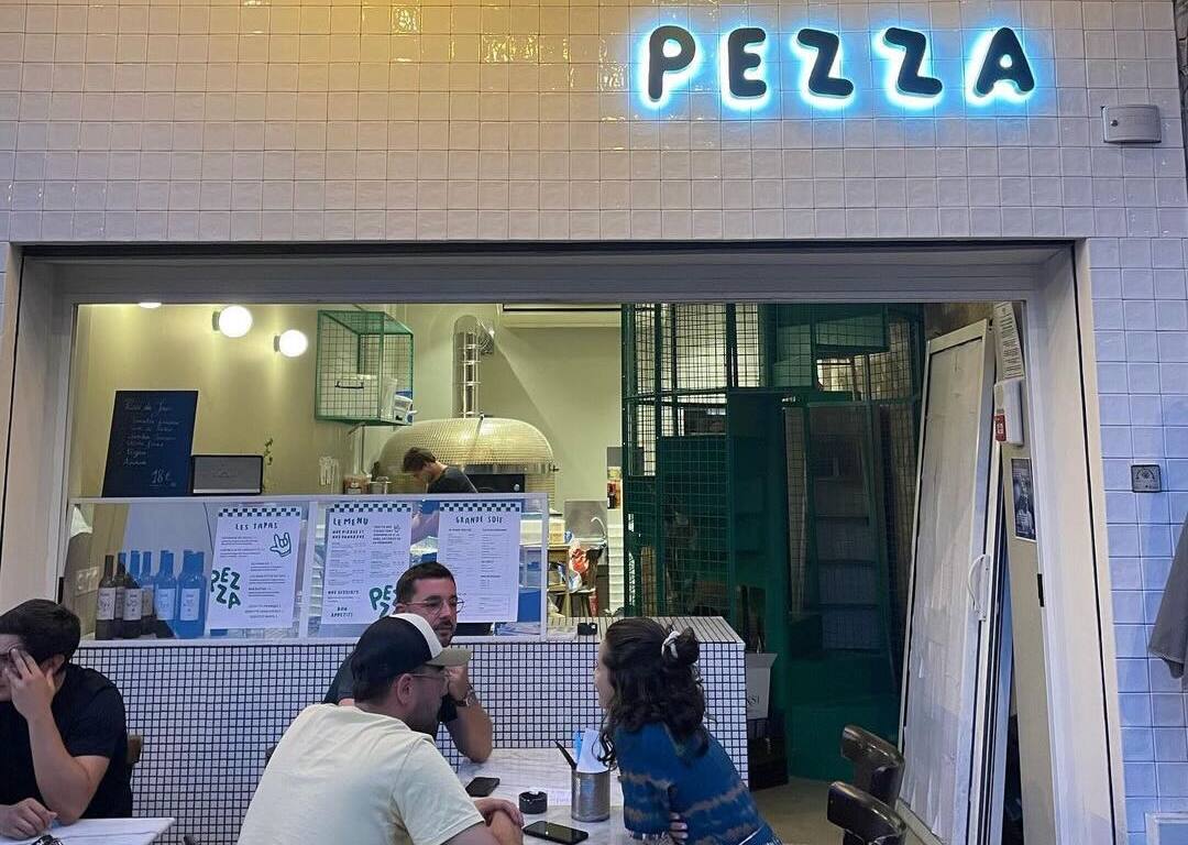 Pezza, pizzeria à Nice (Devanture)