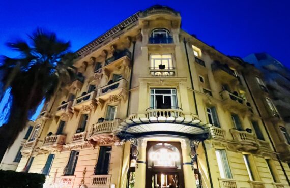 Hôtel Gounod : hôtel 4 étoiles à Nice