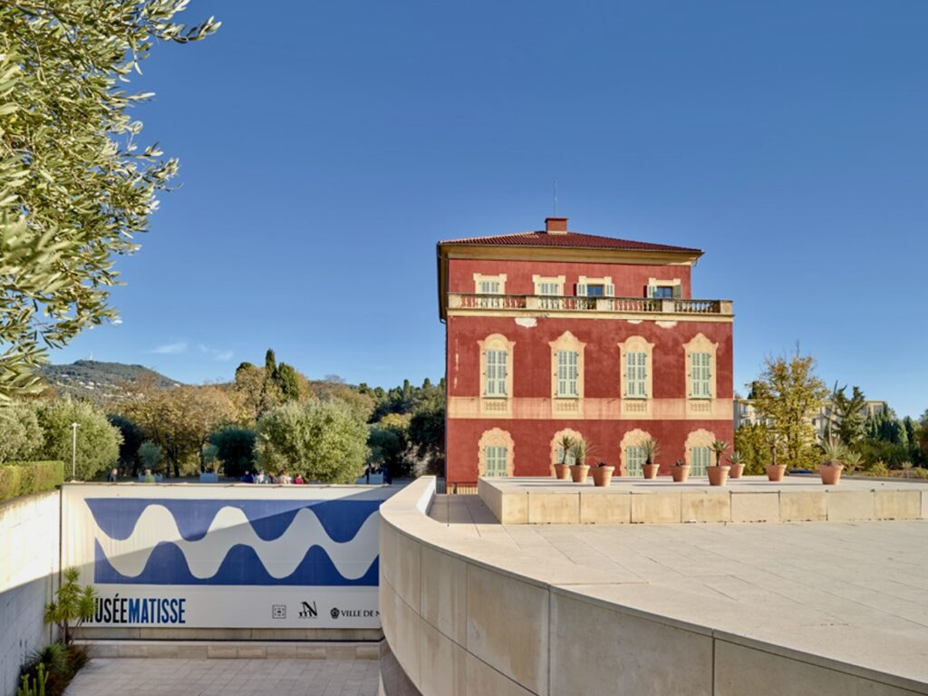 Le pouvoir bouleversant de la couleur : exposition croisée Yves Klein et Henri Matisse (Musée Matisse Cimiez)