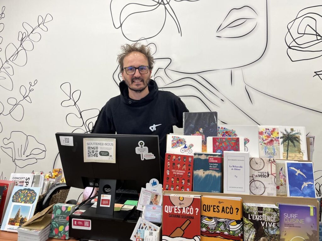 Le Vestiaire à MoT : librairie sportive et généraliste à Nice