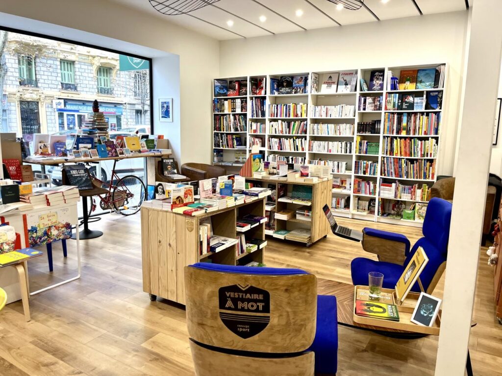 Le Vestiaire à MoT : librairie sportive et généraliste à Nice