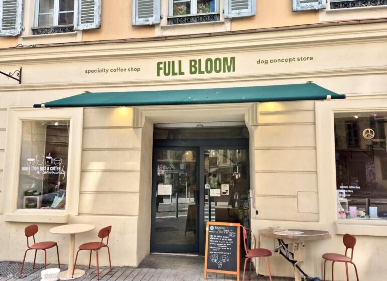 Full Bloom Café : café de spécialités et concept store canin à Nice.