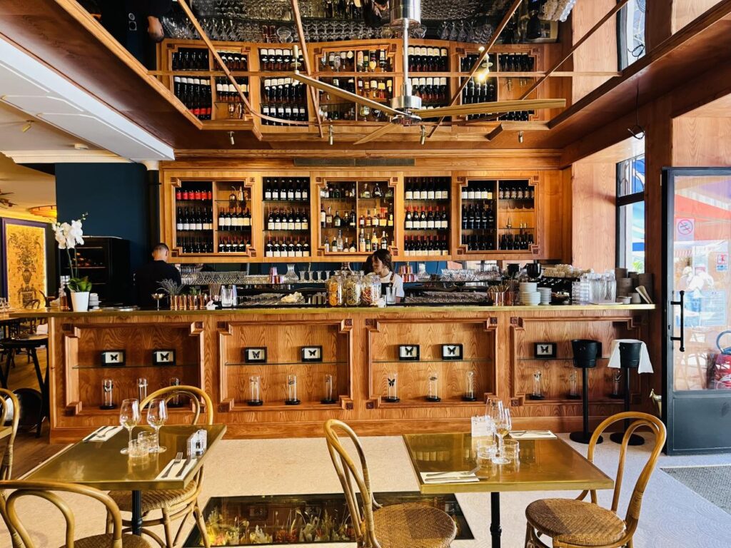 Le Grand Café des Fleurs : café/restaurant méditerranéen/bar à cocktails à Nice