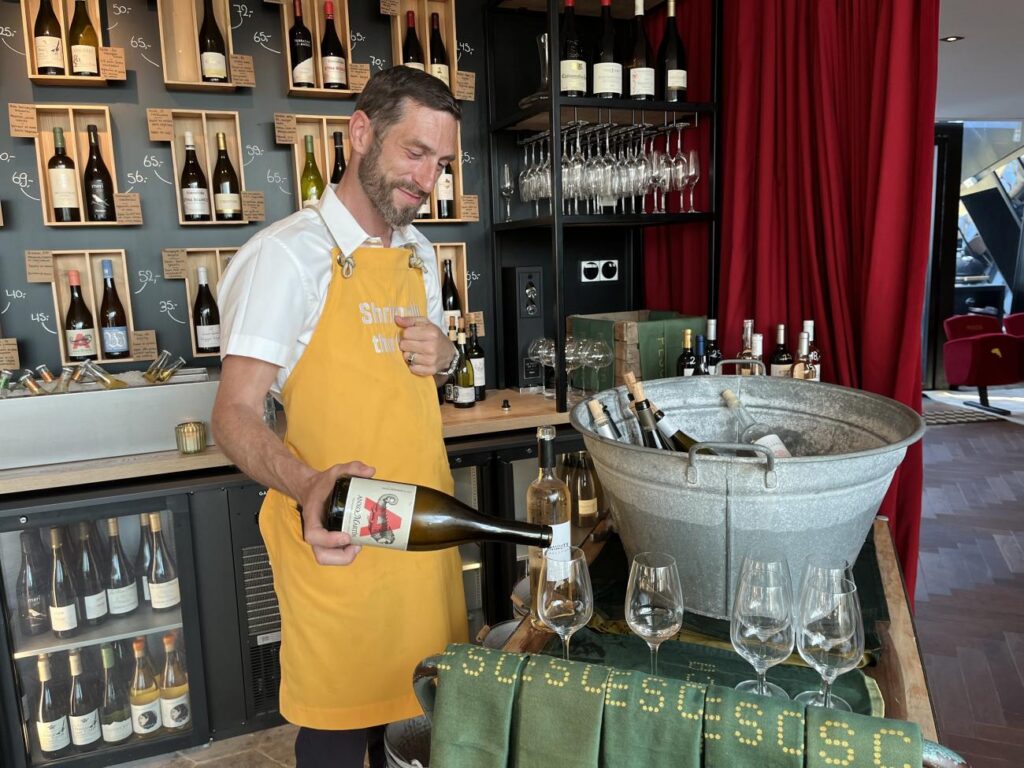 Pesca : restaurant de poissons et bar rooftop à Nice.