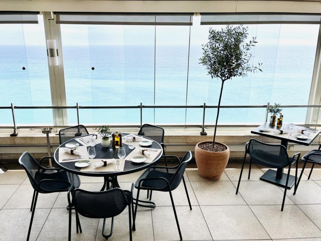 Elaïo : restaurant et bar rootop à Nice.