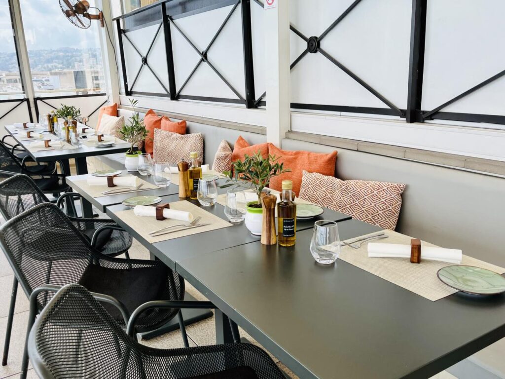 Elaïo : restaurant et bar rootop à Nice.