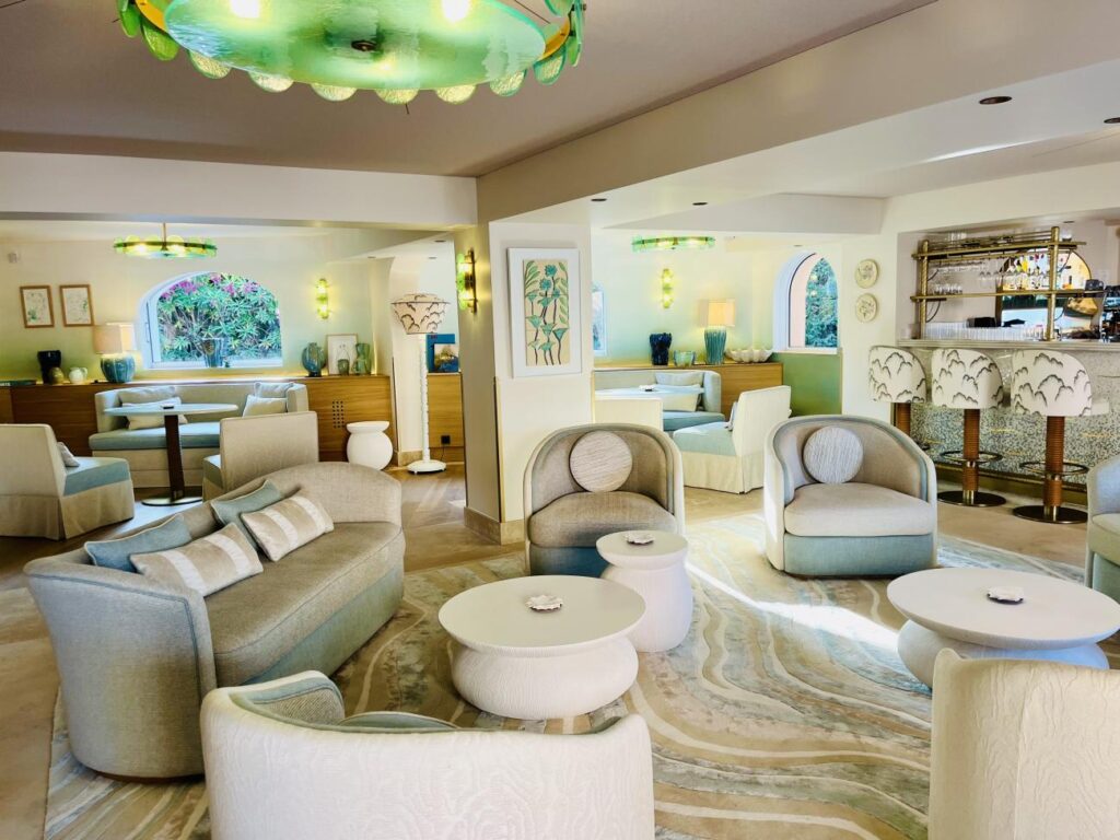Villa Miraé : hôtel 5 étoiles et restaurant gastronomique au Cap d'Antibes.
