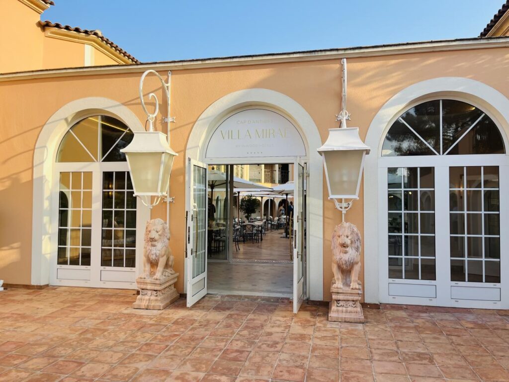 Villa Miraé : hôtel 5 étoiles et restaurant gastronomique au Cap d'Antibes.