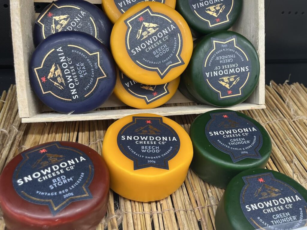La From': fromagerie et épicerie fine à Nice ( fromage anglais).