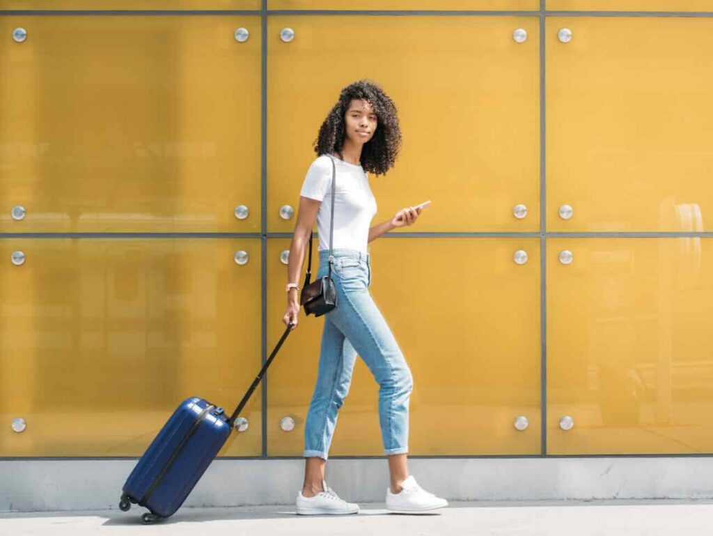Radical storage : consignes à bagages dans les commerces de proximité à Nice (déplacement)