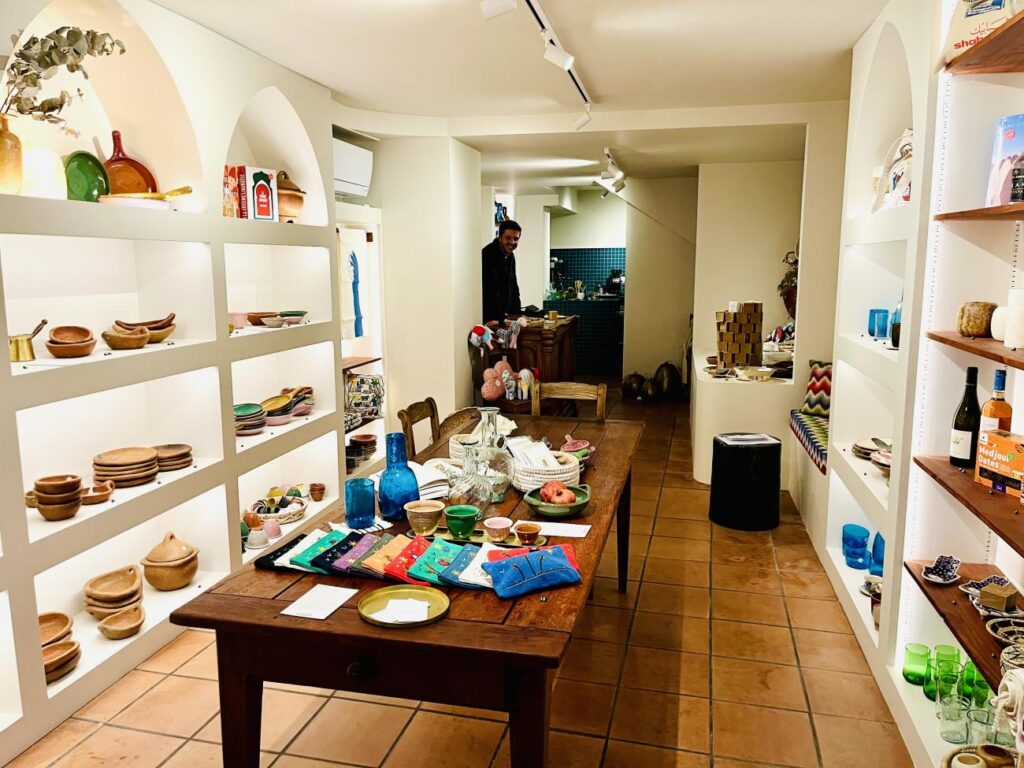 Shababik : concept store - café - bar à vin levantin à Nice (vue de l'entrée).
