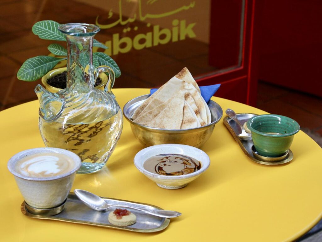 Shababik : concept store - café - bar à vin levantin à Nice (Café et mezzés).