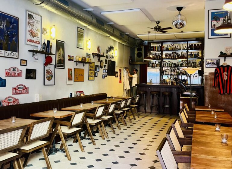 Vibes : bar à cocktails à Nice (vue salle de l'entrée).