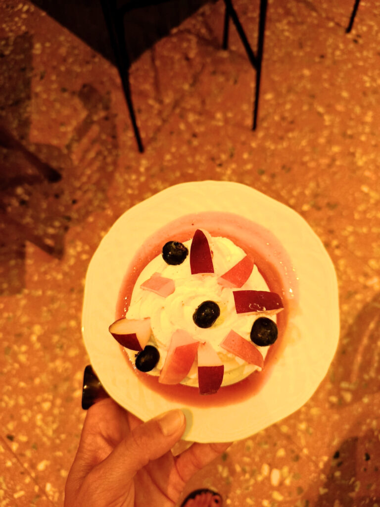 Dans le Vieux-Nice, Édith revisite les grands classiques de la cuisine française dans une ambiance bistrot familiale et décidément conviviale (dessert)