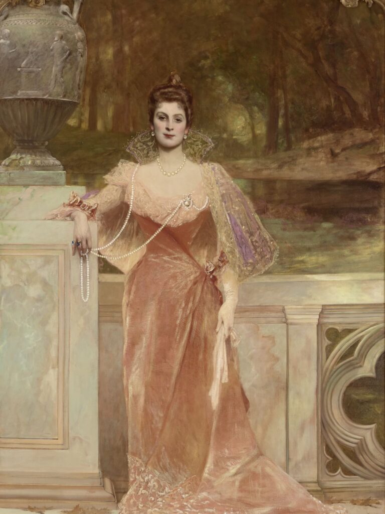 Strass, velours, plumes et célébrités… Le Musée des Beaux-Arts Jules Chéret fait revivre la Belle Époque à travers une exposition où le théâtre, la haute couture et les grands portraits racontent le faste d'une Nice cosmopolite et flamboyante. (Jean-Joseph Benjamin-Constant,)