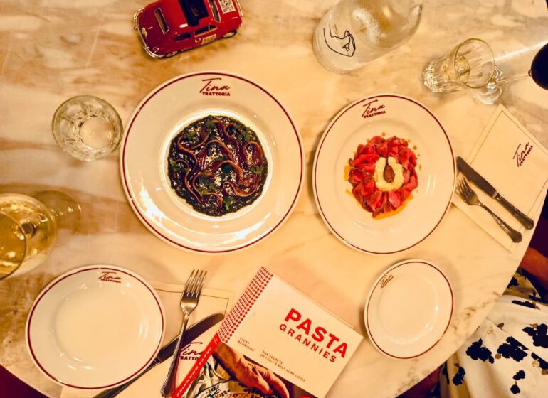 Tina Trattoria est une trattoria italienne à Nice qui célèbre une cuisine populaire, généreuse et authentique, teintée d’influences argentines (tablée)